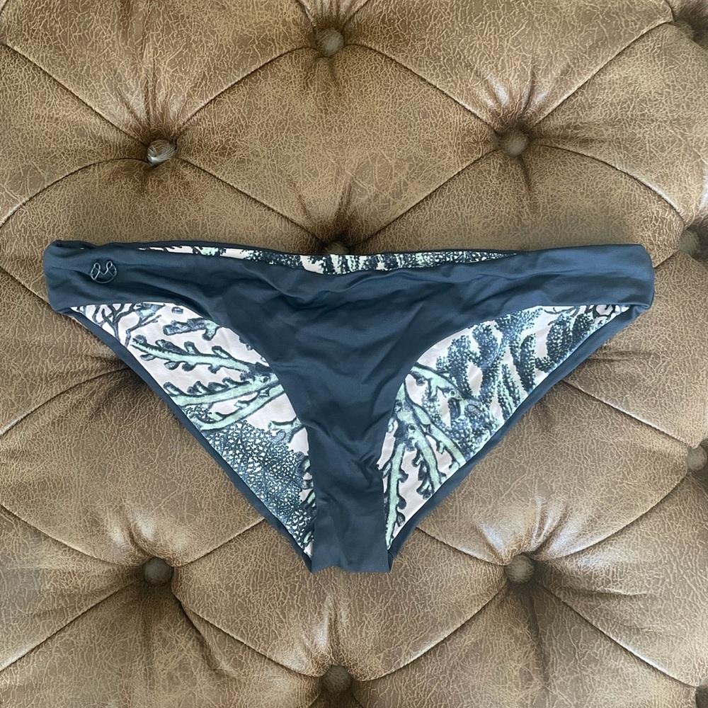 MAAJI REVERSIBLE BKINI BOTTOM